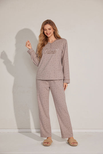 طقم بيجاما بأكمام طويلة من قطعتين 