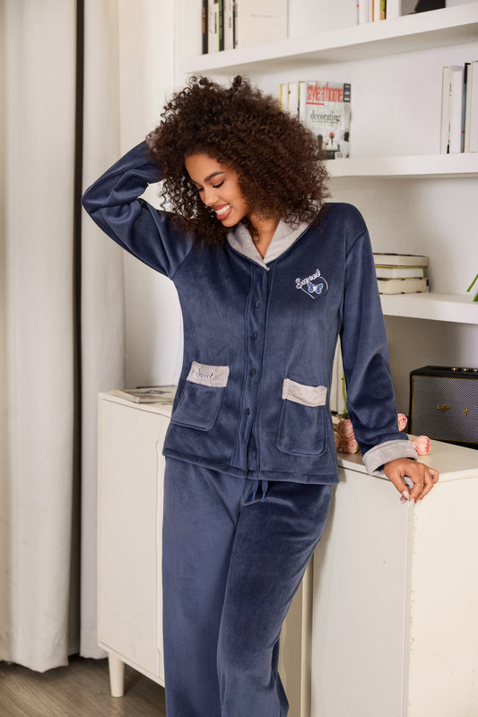 Lightweight lounge pajama set