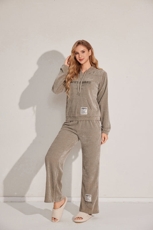 طقم بيجاما مريح مكون من قطعتين 