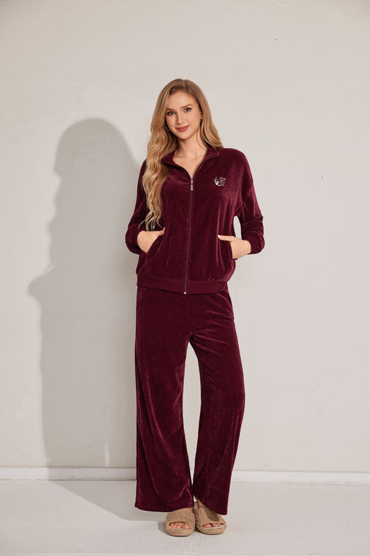 مجموعة بيجامة أنيقة على طراز المخمل