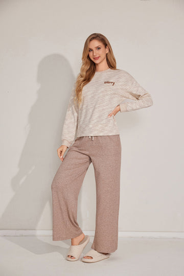 طقم بيجاما من قطعتين متباين 