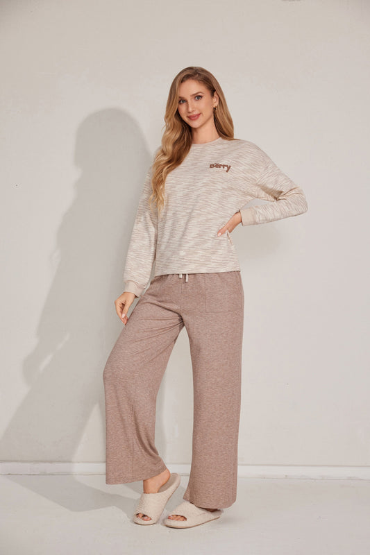 طقم بيجاما من قطعتين متباين 