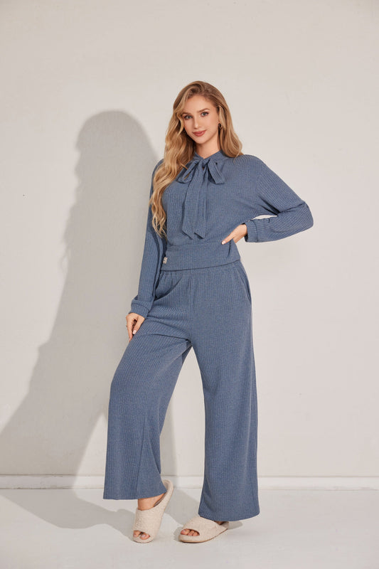 مجموعة بيجامة ثنائية مخططة بأكمام طويلة 