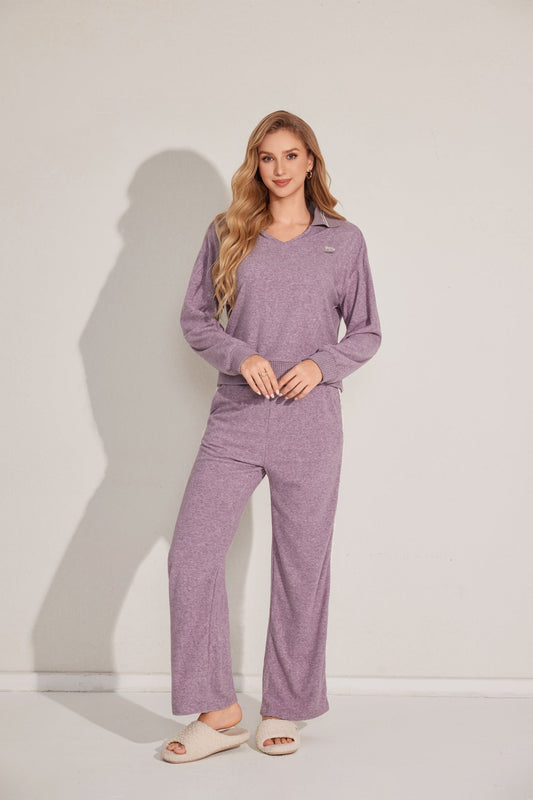 مجموعة بيجامة كلاسيكية مزخرفة 