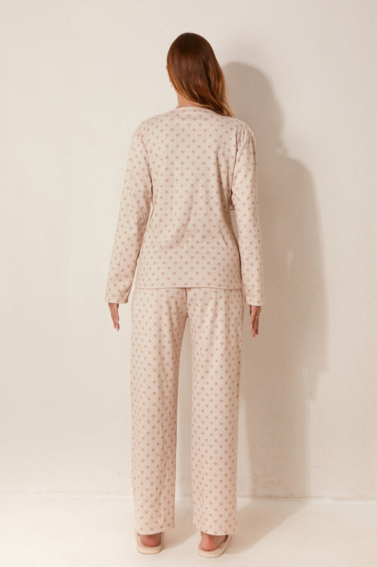 Two-piece long-sleeve pajama set