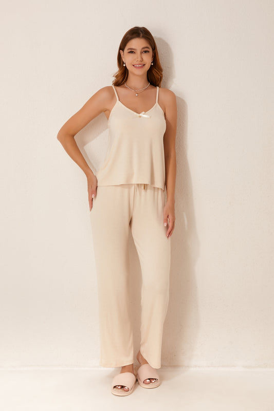 طقم رداء وبلوزة مربوط من ثلاث قطع 