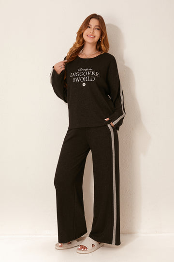 طقم بيجاما بأكمام طويلة من قطعتين 