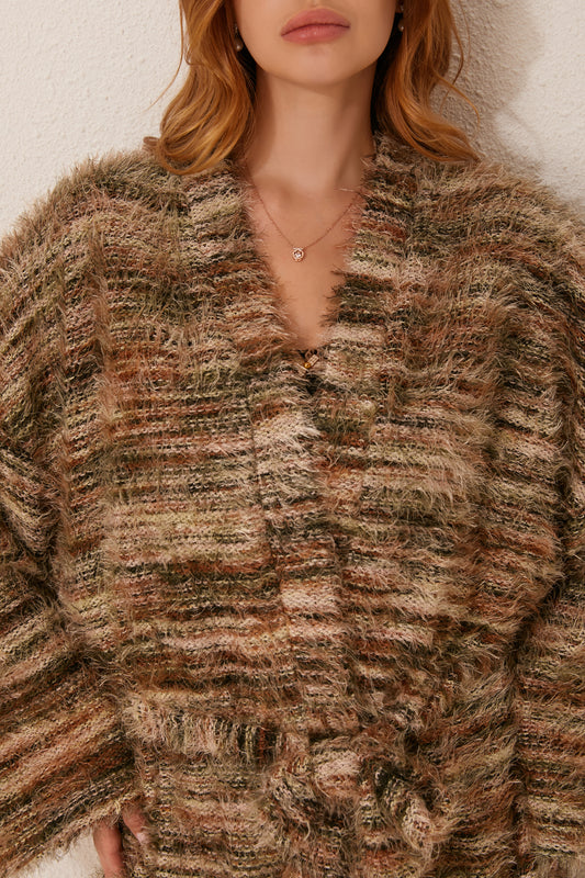 طقم بيجاما من ثلاث قطع من رداء وبلوزة 