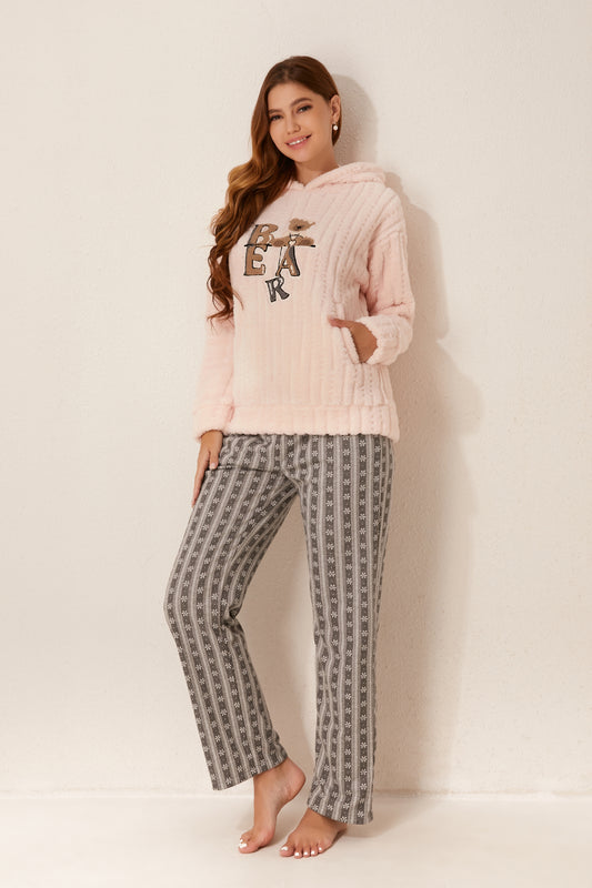 طقم بيجاما بطبعة كرتونية من قطعتين 